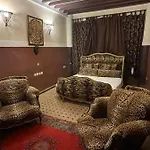 Maisonhote Kc